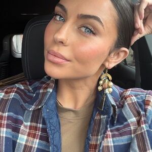 Meet your Posher, Ali